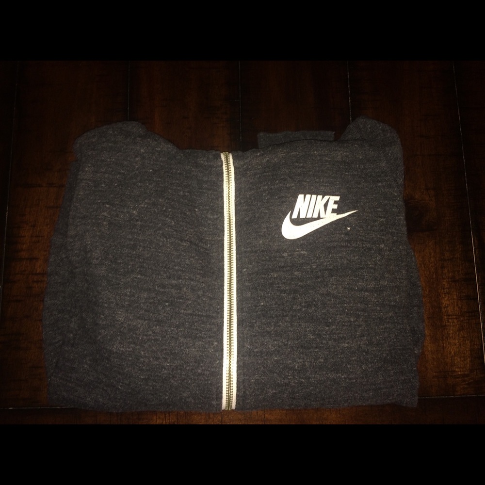 Vintage Nike Lighweight zip up hoodie